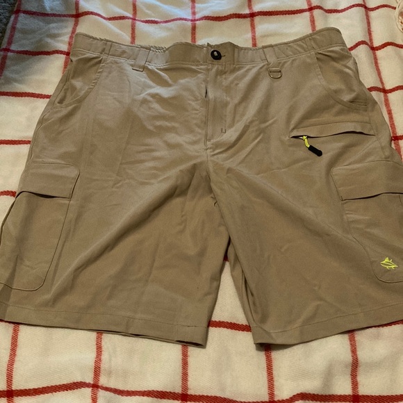 Loco Kailz Cargo Shorts - Picture 1 of 9